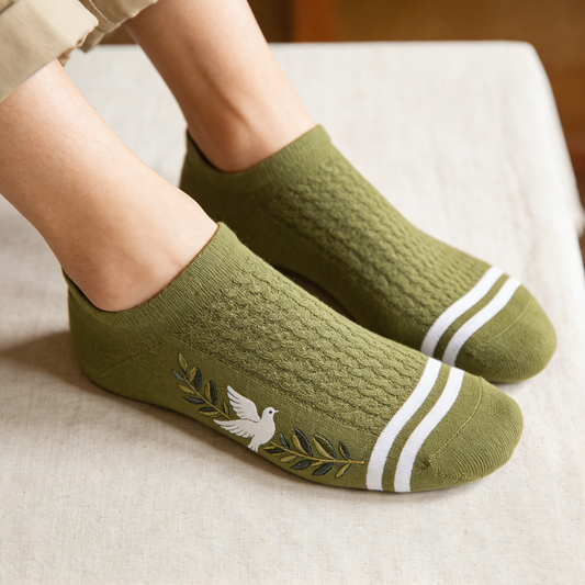 Peace Dove Green No-Show Socks